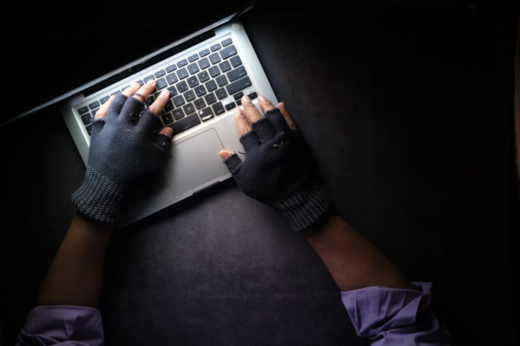 Spyware y Adware: como evitar ser víctima de estas amenzas